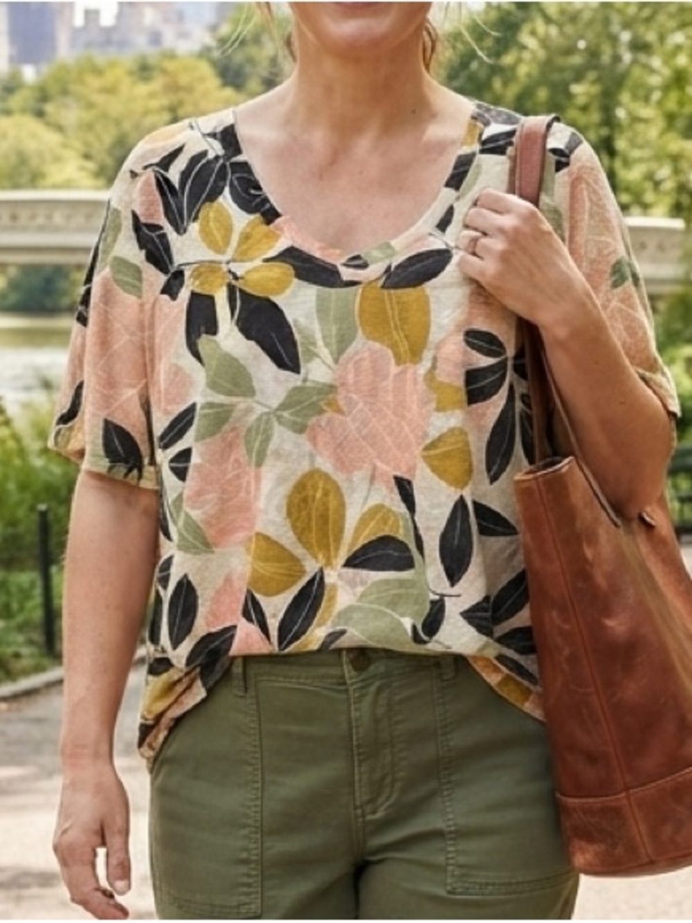 100% Linen Floral Botanical V-Neck Rachel Zoe Tee 2X Boho Granola Girl Natural